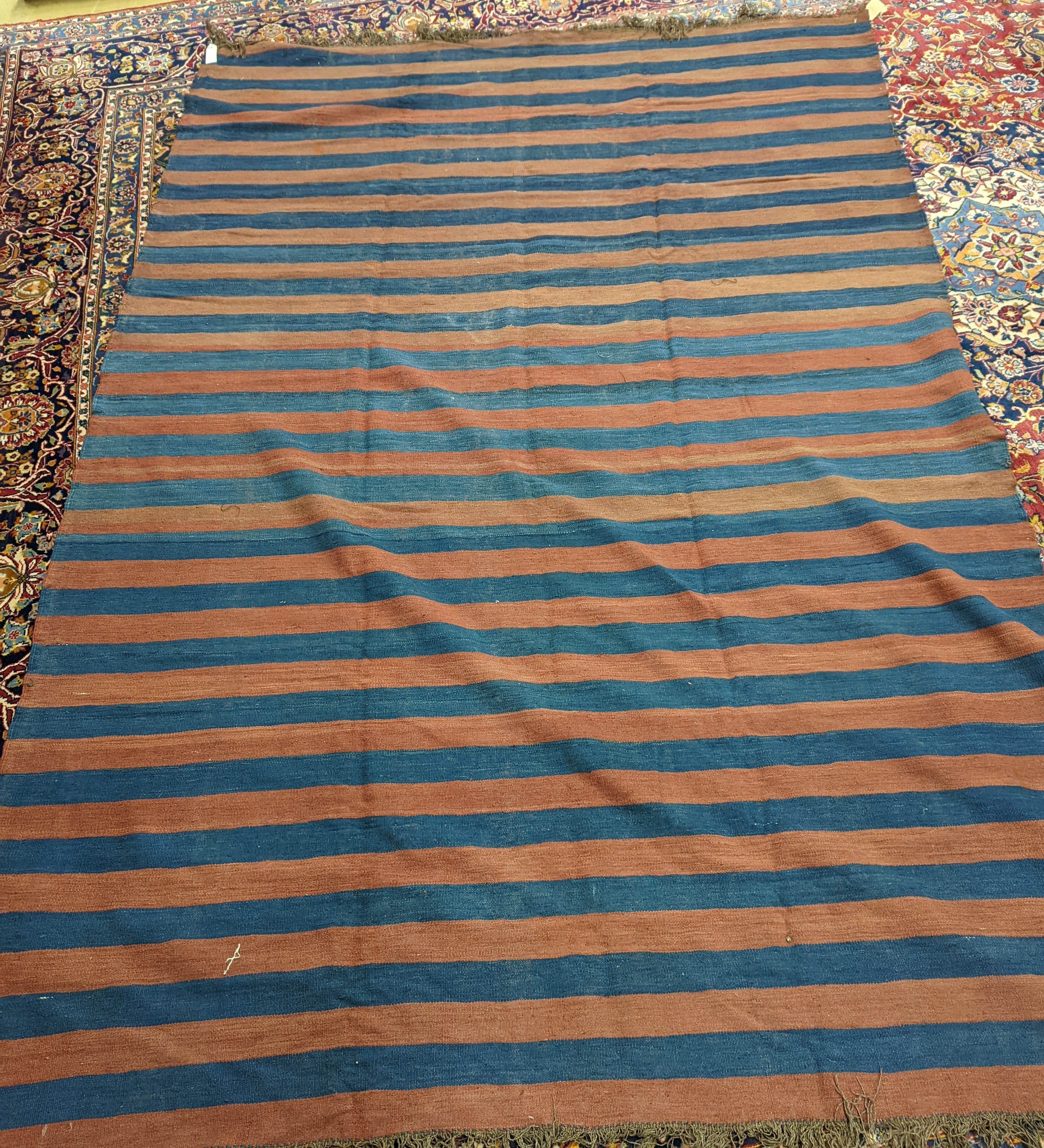 An Afghan Kelim carpet, 285 x 190cm